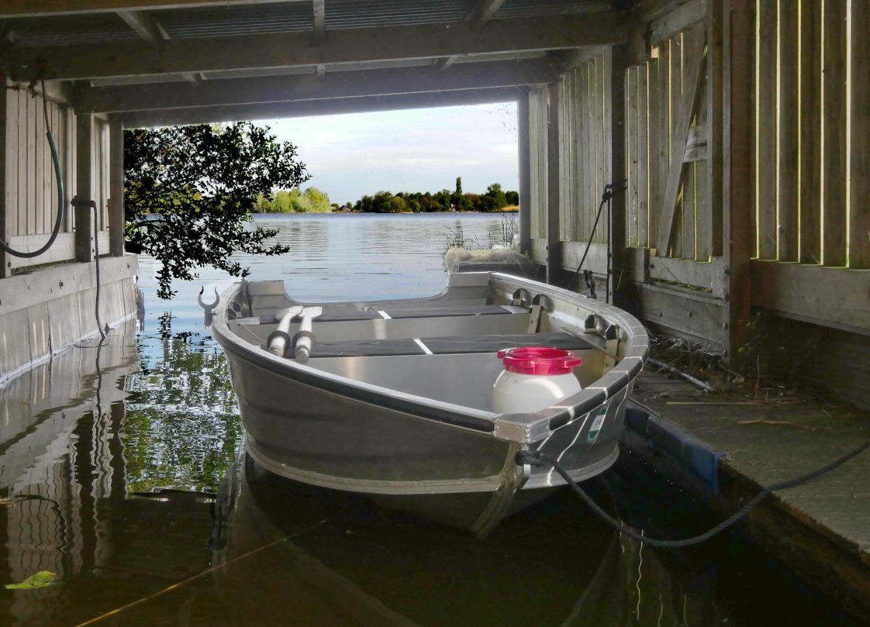 Reeuwijkse Plassen Buitenkant foto