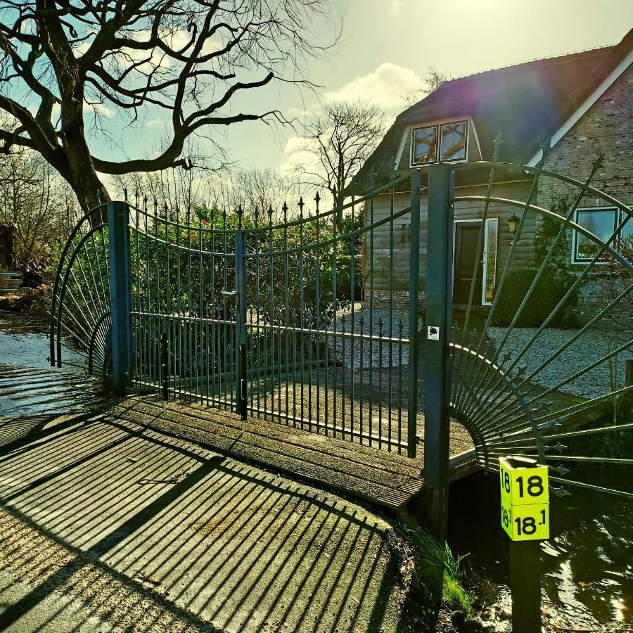 Reeuwijkse Plassen Buitenkant foto